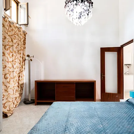Tina House & Parking By Barbarhouse Appartement *