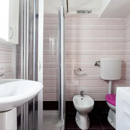 Tina House & Parking By Barbarhouse * Bari