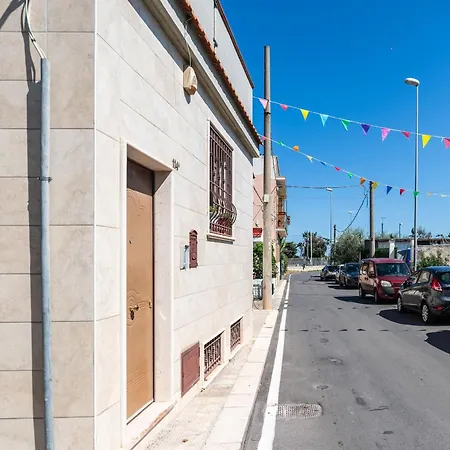 Tina House & Parking By Barbarhouse Apartman *